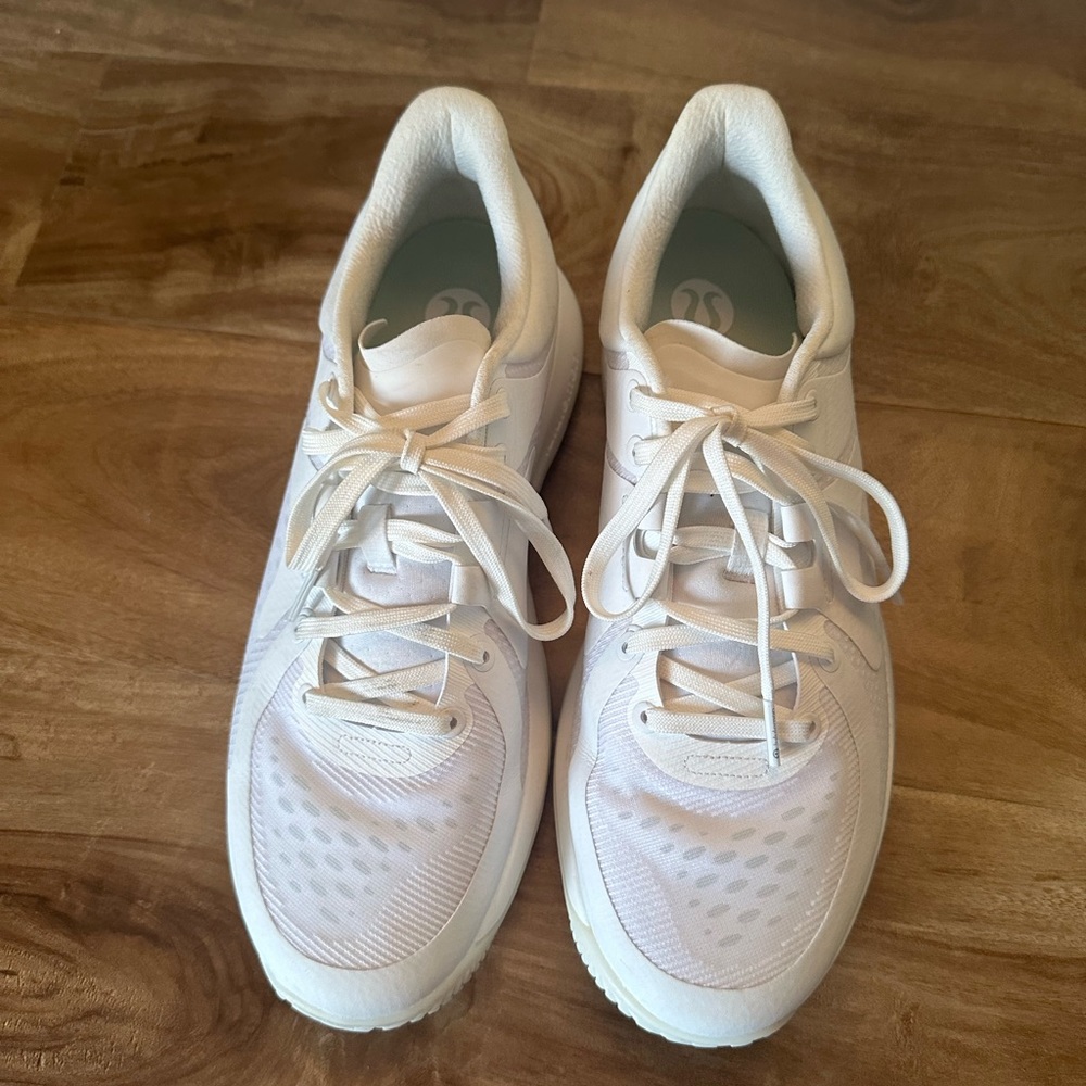 Lululemon white training shoes women size 10